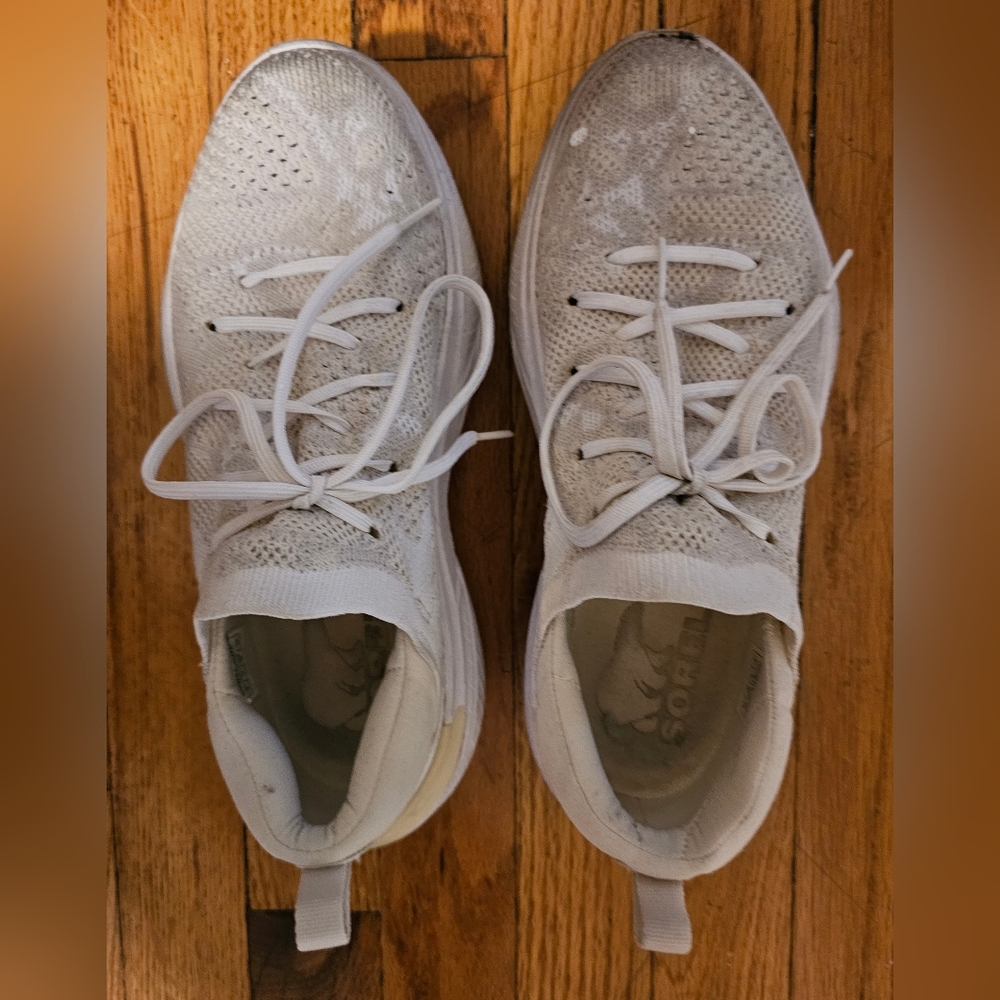 Sorel Women's Explorer Blitz Stride Lace Shoes In white/cream.